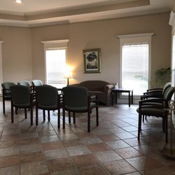 Oak Grove Family Dentistry - Waiting area.