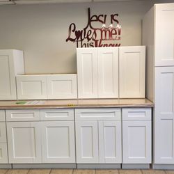 Dry Ridge ReUse Center - New RTA white shaker all wood kitchen cabinets in stock