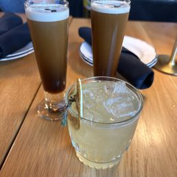 Espresso martinis, bee-sides