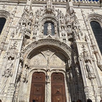 Mosteiro dos Jerónimos - Landmarks & Historical Buildings Near Me - Lisbon, 11 Mosteiro dos Jerónimos - Landmarks & Historical Buildings Near Me - Lisbon, 11