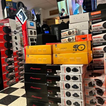 Stereo USA Plus - Speakers - Car Stereo Installation Near Me - Covina, California