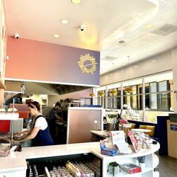 Hey, Sunshine Kitchen - Hey, Sunshine Kitchen!