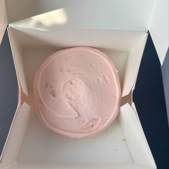 Crumbl - River Oaks - Pink sugar cookie - Bakeries Near Me - Houston, Texas Crumbl - River Oaks - Pink sugar cookie - Bakeries Near Me - Houston, Texas