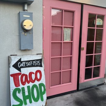 Taco Shop - 11/29/22 Exterior - Tacos Near Me - Reno, Nevada Taco Shop - 11/29/22 Exterior - Tacos Near Me - Reno, Nevada
