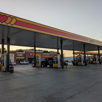 Love's Travel Stop - Love's Travel Stop, Conneaut - Gas Stations Near Me - Conneaut, Ohio Love's Travel Stop - Love's Travel Stop, Conneaut - Gas Stations Near Me - Conneaut, Ohio