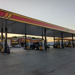 Love's Travel Stop - Love's Travel Stop, Conneaut