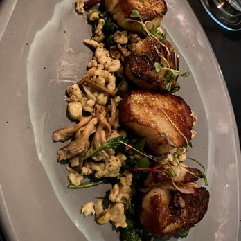 The Feathered Fox - Scallops Entree w/Mushrooms - Steakhouses Near Me - Jersey City, New Jersey The Feathered Fox - Scallops Entree w/Mushrooms - Steakhouses Near Me - Jersey City, New Jersey
