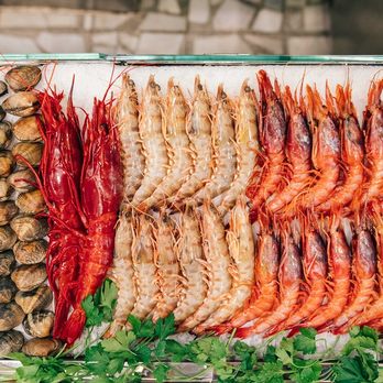 O'Caldiño - Gambas, almejas, carabineros, langostinos, gamba roja del mediterráneo, nécoras, percebes, berberechos... ¿qué te apetece? - Galician Near Me - Madrid, M O'Caldiño - Gambas, almejas, carabineros, langostinos, gamba roja del mediterráneo, nécoras, percebes, berberechos... ¿qué te apetece? - Galician Near Me - Madrid, M