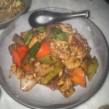Chinese Tuxedo - Cantonese stir fried saté chicken - Chinese Near Me - New York, New York Chinese Tuxedo - Cantonese stir fried saté chicken - Chinese Near Me - New York, New York