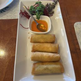 Crispy Shrimp Spring Roll by Kamol