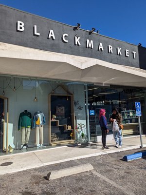 Black Market by null