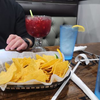 7 Mares - Sangria - Mexican Near Me - Williamsburg, Virginia