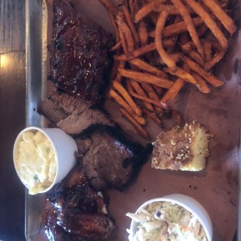Badlands BBQ - Barbeque Near Me - Norco, California