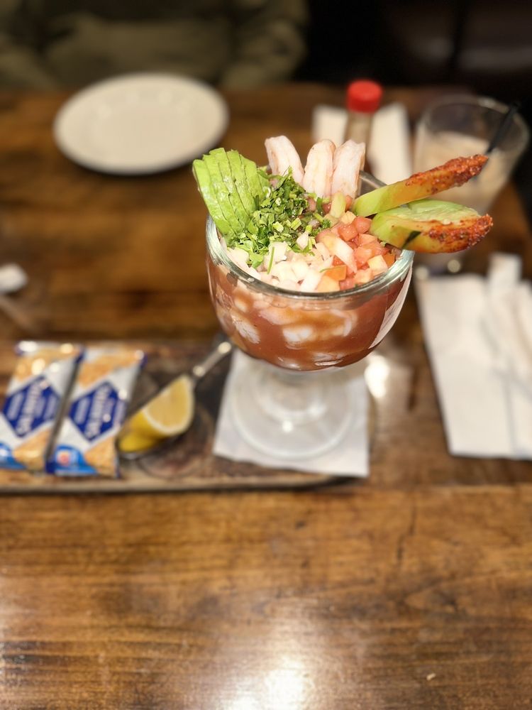 El Pescador - Downey