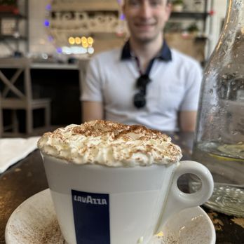 Le Peep - Cappuccino - Breakfast & Brunch Near Me - Edison, New Jersey Le Peep - Cappuccino - Breakfast & Brunch Near Me - Edison, New Jersey