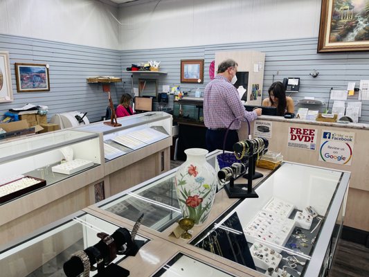 LYNCHBURG PAWN SHOP - Updated May 2025 - 36 Photos & 11 Reviews - 6115