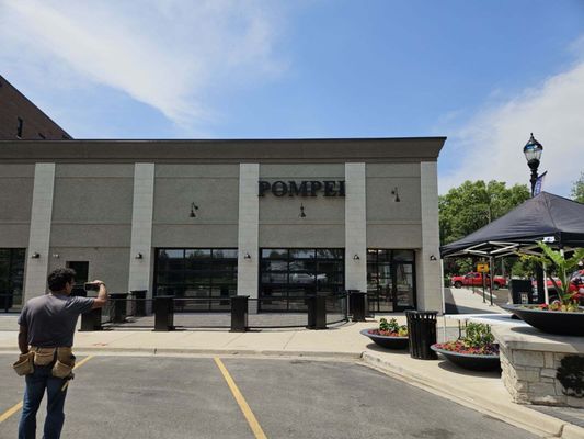 Pompei Elmwood Park by null