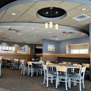Culver's - Main dining area - Burgers Near Me - Castle Rock, Colorado