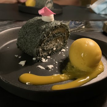 Silencio - dessert - sesame roll - Japanese Near Me - Hong Kong, HK