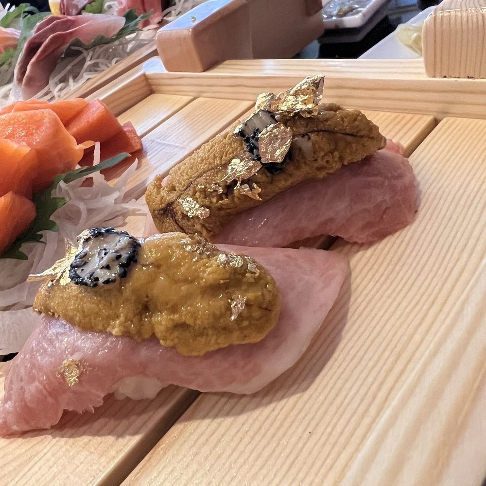 Fuji Sushi - Sushi Bars Near Me - Seattle, Washington