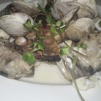Le Paradis Brasserie Bistro - Whole fish Barely Seasoned/so bland ... Topped with clams . - French Near Me - Toronto, Ontario Le Paradis Brasserie Bistro - Whole fish Barely Seasoned/so bland ... Topped with clams . - French Near Me - Toronto, Ontario