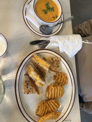 Waffle House Diner by null