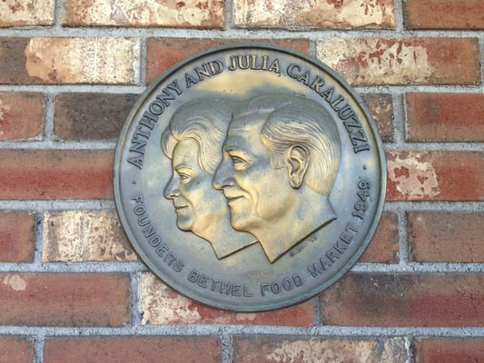 Caraluzzi's Bethel Market by null