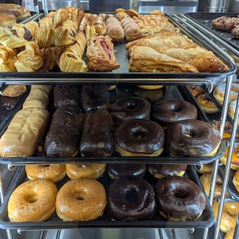 Yum Yum Donuts - Donuts Near Me - San Jose, California