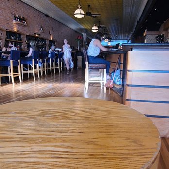 Plonk - Inside the restaurant - Cocktail Bars Near Me - Missoula, Montana