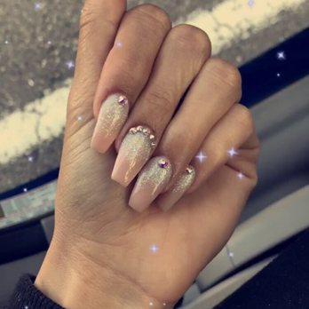 Caroline Nails Studio - Nail Technicians Near Me - Berkeley , California