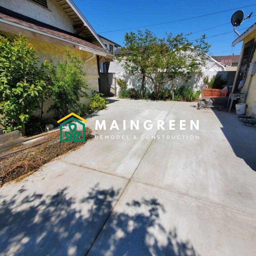 Slide of Maingreen Remodel & Construction