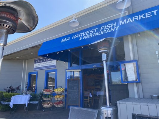 Sea Harvest Fish Market & Restaurants by null