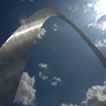 Gateway Arch - Landmarks & Historical Buildings Near Me - St. Louis, Missouri