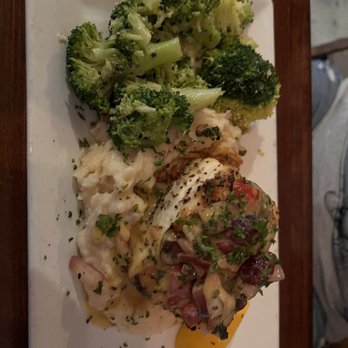1850 Restaurant - Halibut - American Near Me - Mariposa, California