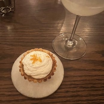 Cicada Pop Up - a cupcake and a drink - Pop-Up Restaurants Near Me Cicada Pop Up - a cupcake and a drink - Pop-Up Restaurants Near Me