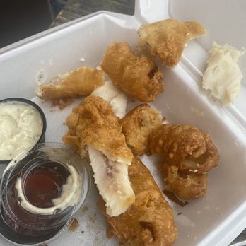 Oyster Shucker Craft & Draft - Seafood Near Me - St Pete Beach, Florida Oyster Shucker Craft & Draft - Seafood Near Me - St Pete Beach, Florida