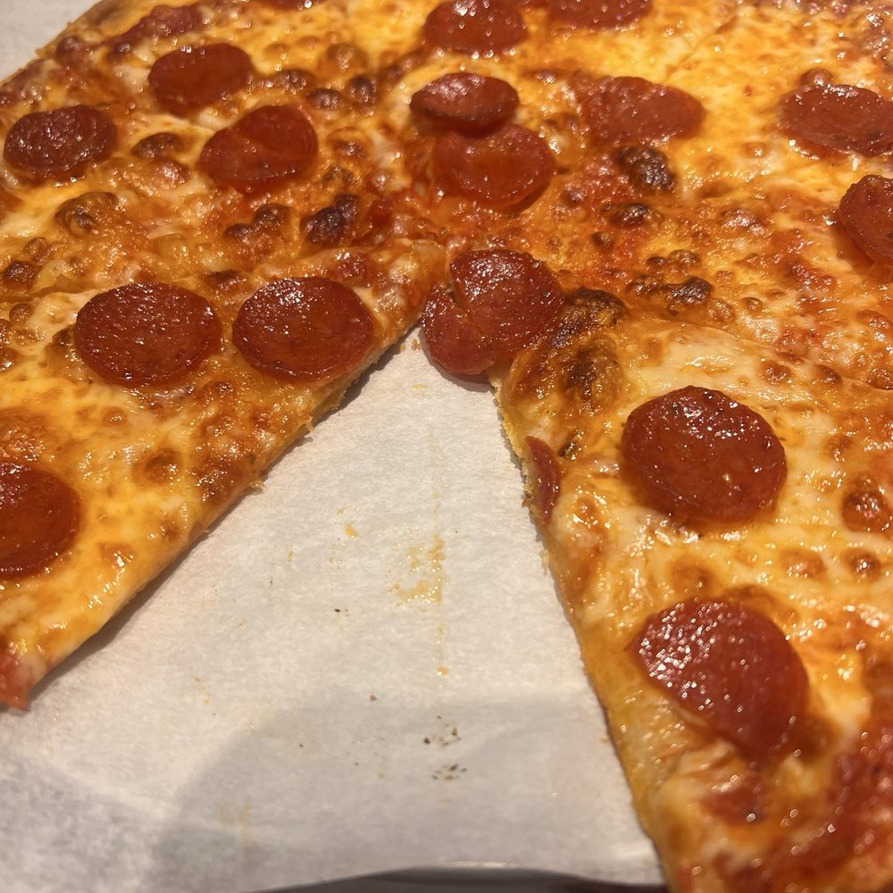 VANS Bar Style Pizza - Pepperoni bar pizza - Pizza Near Me - Danbury, Connecticut VANS Bar Style Pizza - Pepperoni bar pizza - Pizza Near Me - Danbury, Connecticut