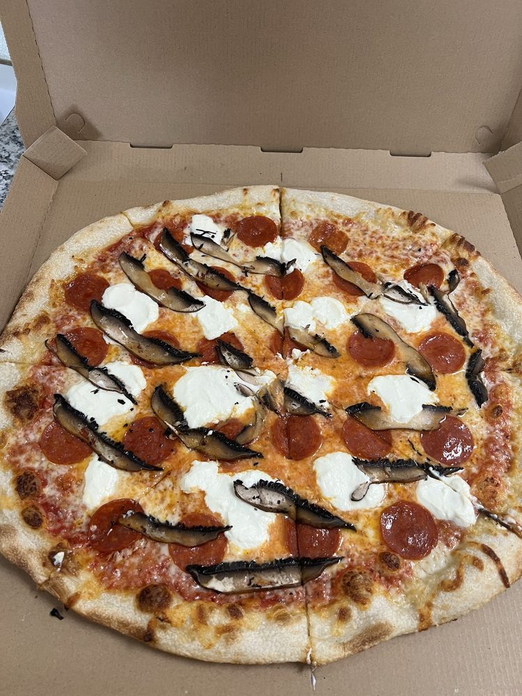 Slice Bites Logo