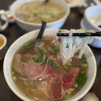 PHO ELEMENT - Updated October 2024 - 1731 Photos & 1030 Reviews - 2216