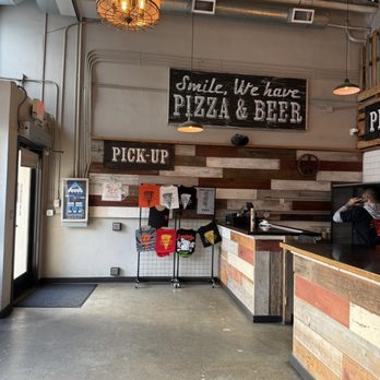 Long Bridge Pizza - Pick up area - Pizza Near Me - San Francisco, California