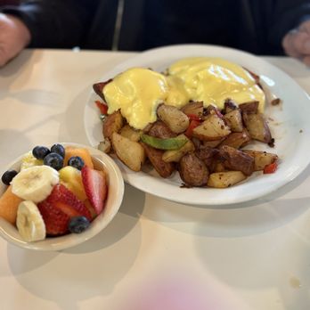 Ranchos Liberty Cafe - Traditional eggs Benedict $18.99 - American Near Me - Madera, California Ranchos Liberty Cafe - Traditional eggs Benedict $18.99 - American Near Me - Madera, California