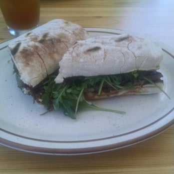 La Copine - Short rib sandwich - New American Near Me - Yucca Valley, California La Copine - Short rib sandwich - New American Near Me - Yucca Valley, California