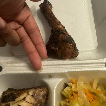 Dat A Gwan Jamaican Mobile Kitchen - Chicken drumstick as wide as two fingers...sigh - Food Trucks Near Me - San Bernardino, California