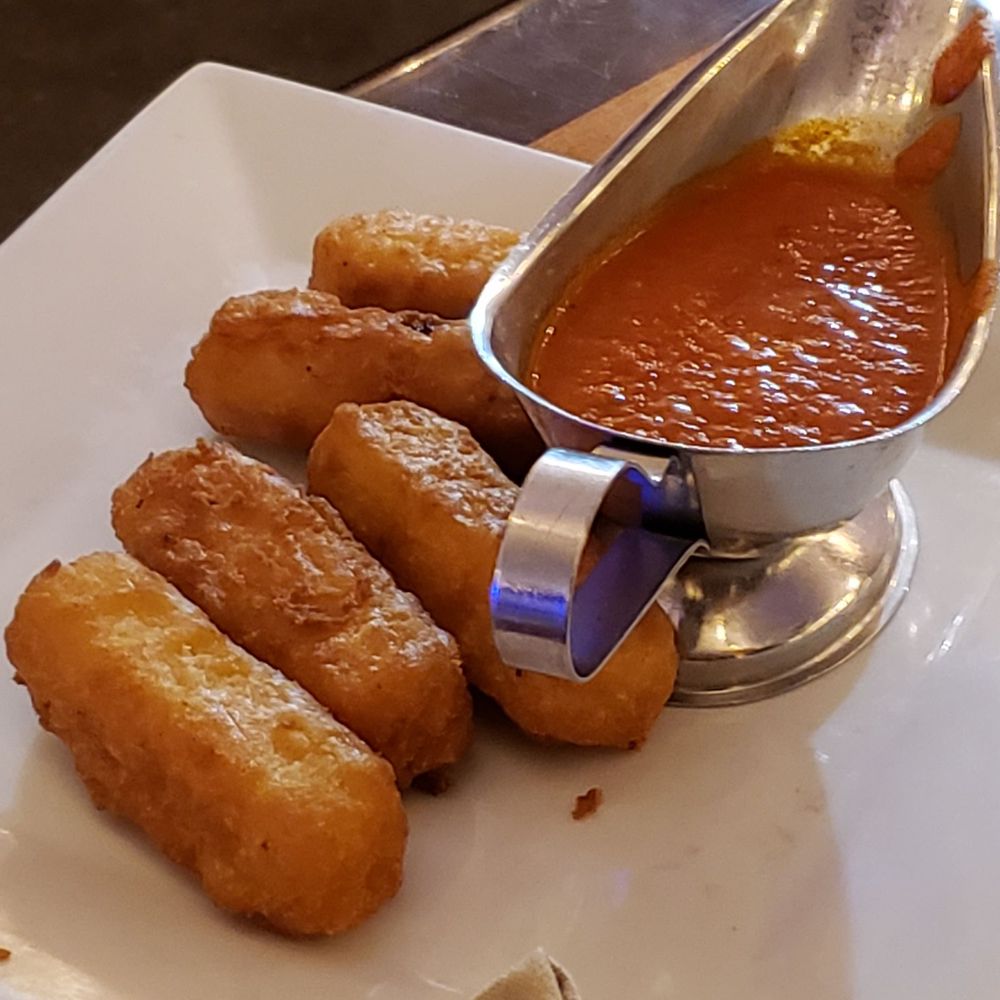 Bistro 1051 - Mozzarella sticks - Italian Near Me - Clark, New Jersey Bistro 1051 - Mozzarella sticks - Italian Near Me - Clark, New Jersey