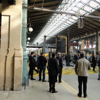 Gare du Nord - Like going back in time but with everyone dressed in modern times... - Train Stations Near Me - Paris, 75