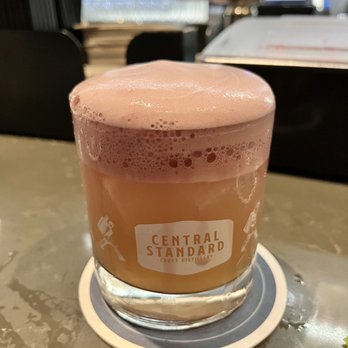 Central Standard Crafthouse & Kitchen - Milwaukee Sour - Distilleries Near Me - Milwaukee, Wisconsin