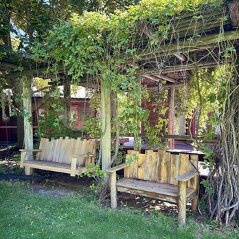 Dunrovin Ranch - Super cute sitting area at the ranch - Venues & Event Spaces Near Me - Lolo, Montana