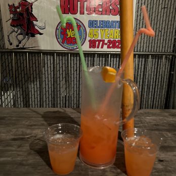 Stuff Yer Face - "Fish Bowl" - Pubs Near Me - New Brunswick, New Jersey Stuff Yer Face - "Fish Bowl" - Pubs Near Me - New Brunswick, New Jersey