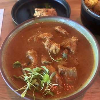 Thattu - Coriander chicken curry - Indian Near Me - Chicago, Illinois Thattu - Coriander chicken curry - Indian Near Me - Chicago, Illinois