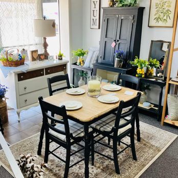 Serendipity Mercantile - Used, Vintage & Consignment Near Me - Bloomington, Illinois